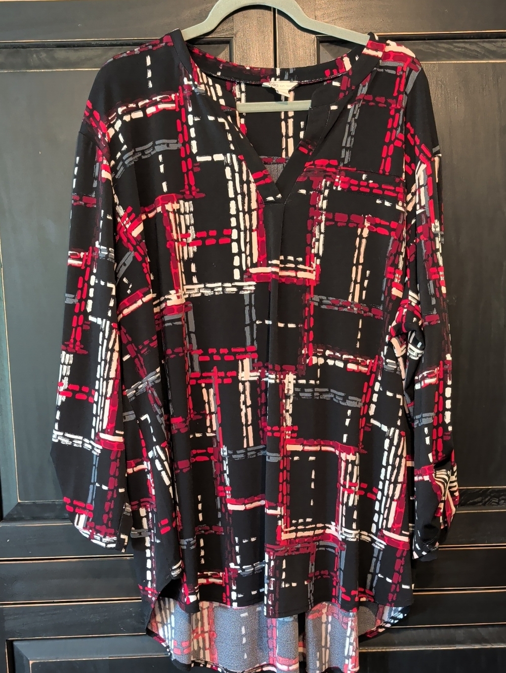 Black and Pink Geometric V-Neck Women's Top